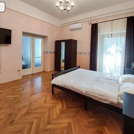 Gosztonyi Villa ชิโอฟก ภายนอก รูปภาพ