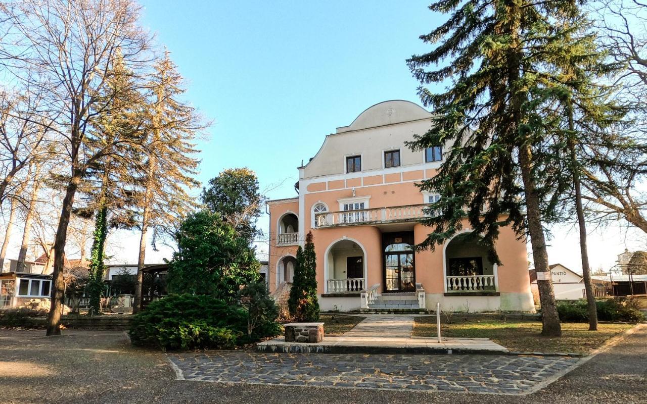 Gosztonyi Villa ชิโอฟก ภายนอก รูปภาพ