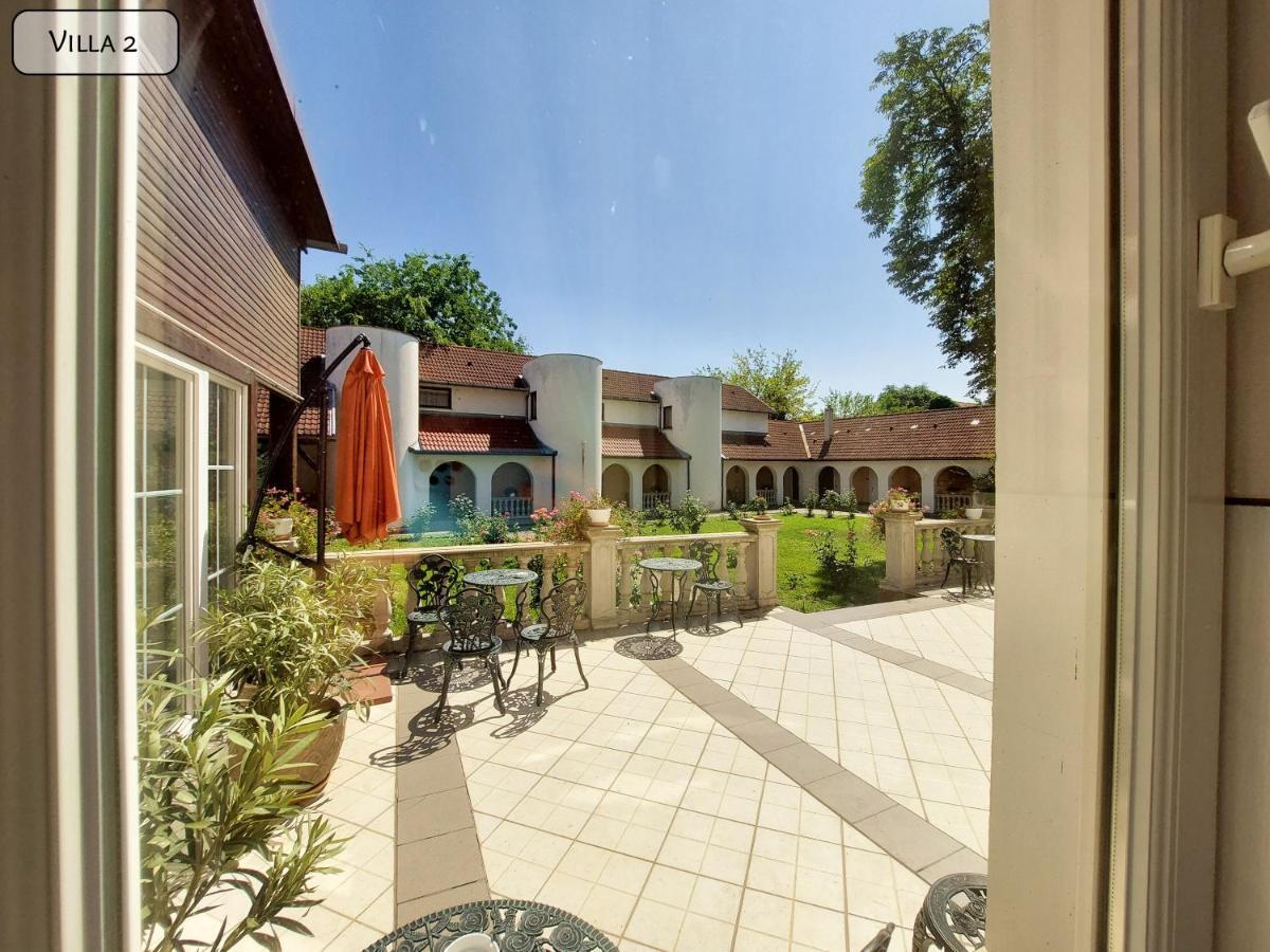 Gosztonyi Villa ชิโอฟก ภายนอก รูปภาพ